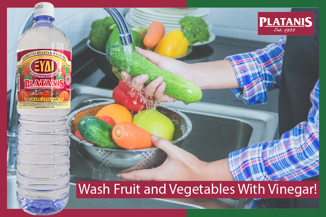 Washing fruit and vegetables in a white vinegar solution can effectively remove dirt and pesticide residues. 