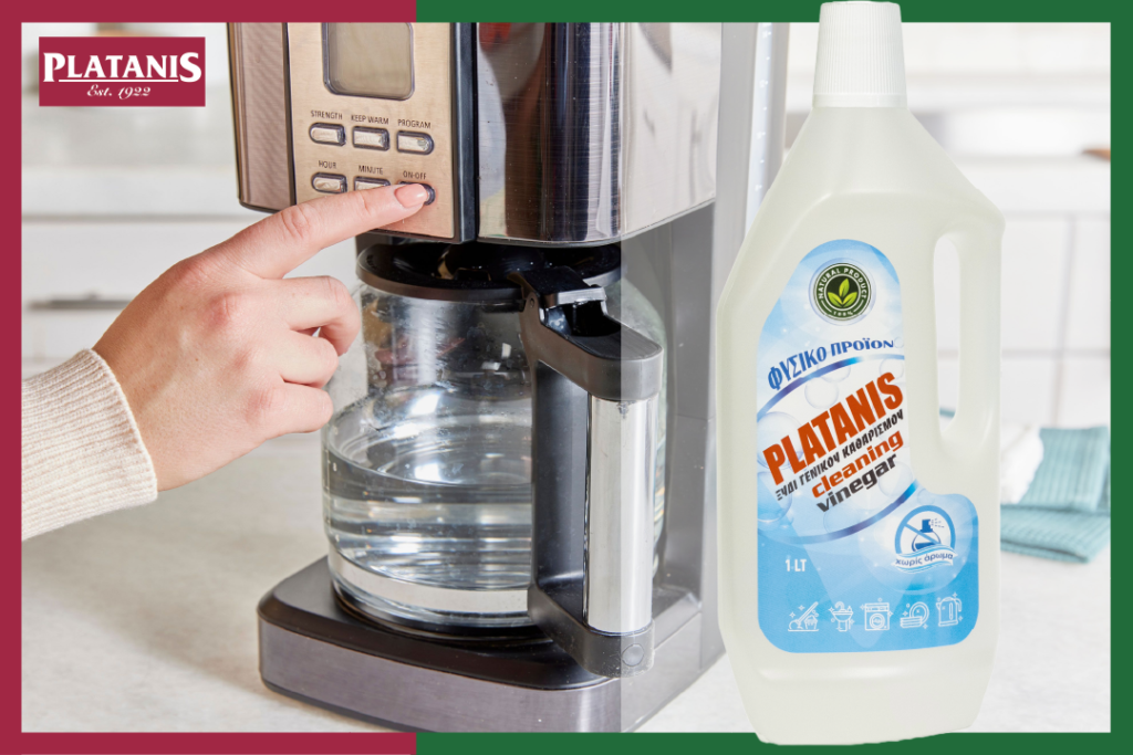 Cleaning your coffee maker with cleaning vinegar